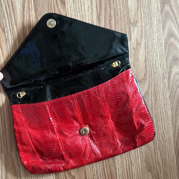 Vintage - J Renee snakeskin envelope style clutch - Picture 2 of 5